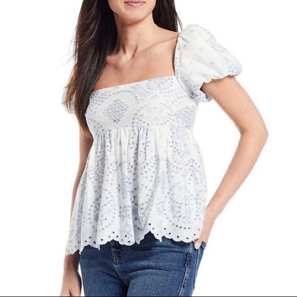 New Born on Fifth Antonio Melani Constance Eyelet Bow Top - Picture 3 of 8